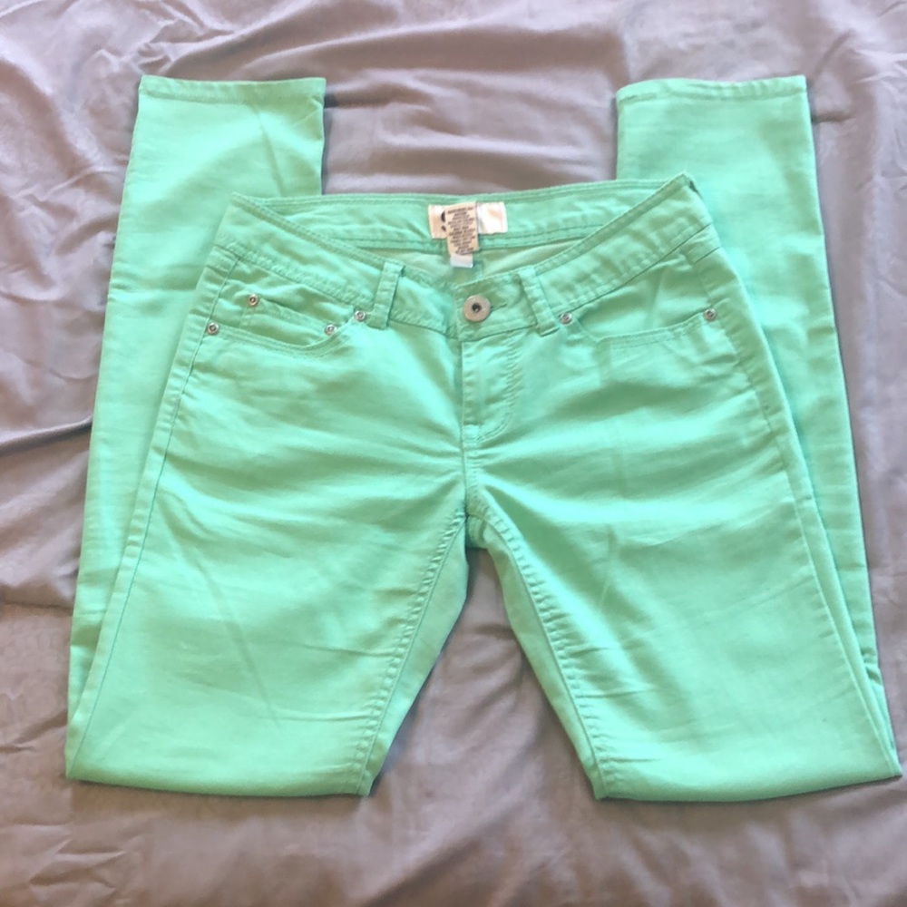 SO Mint Colored Skinny Jeans, Size 5